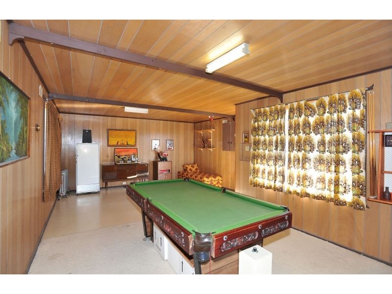 45 Prior Avenue, Gladstone Park VIC 3043