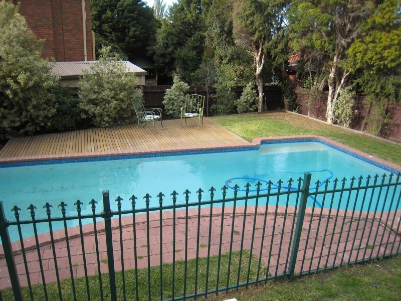 11 Kintyre Court, Greenvale VIC 3059