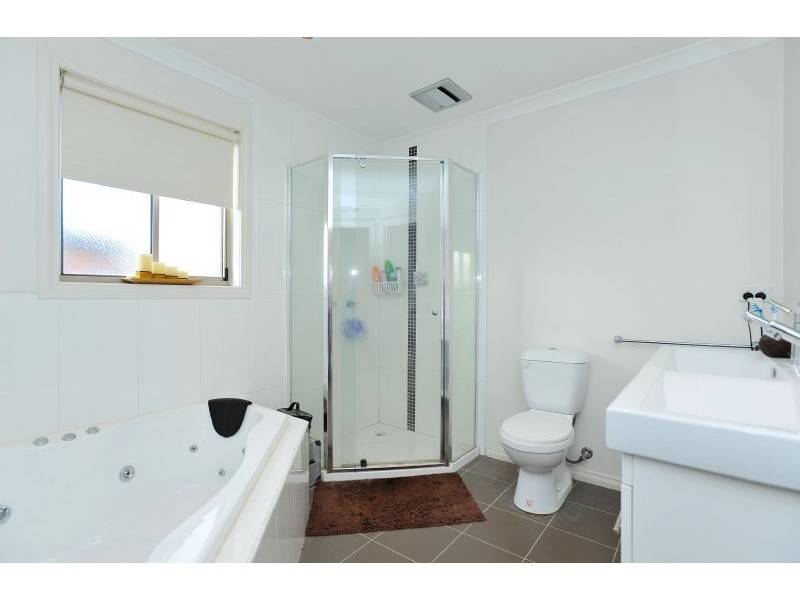 23/84 Hillcrest Drive, Westmeadows VIC 3049