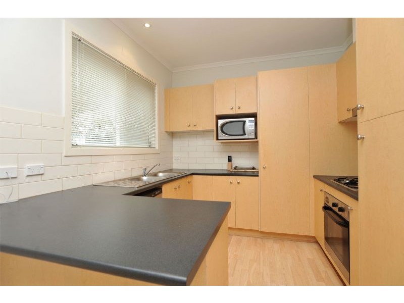 6 Seggan Circle, Gowanbrae VIC 3043