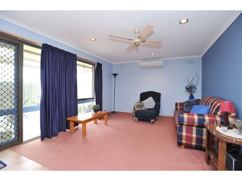 17 Hornsby Avenue, Westmeadows VIC 3049