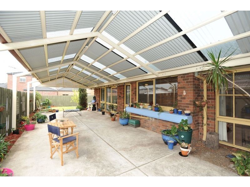17 Hornsby Avenue, Westmeadows VIC 3049