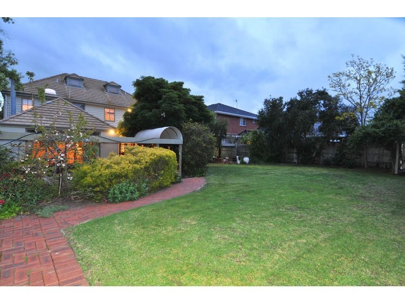 63 Heversham Grove, Greenvale VIC 3059