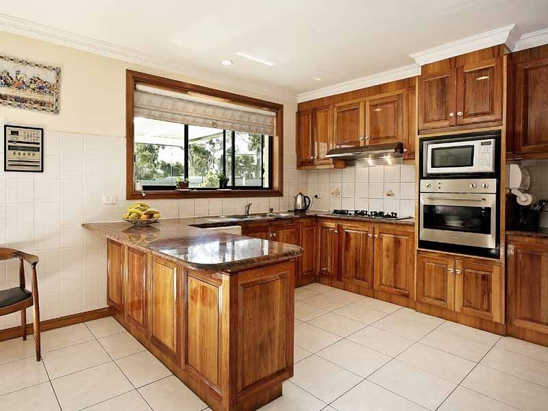 9 Barrymore Road, Greenvale VIC 3059