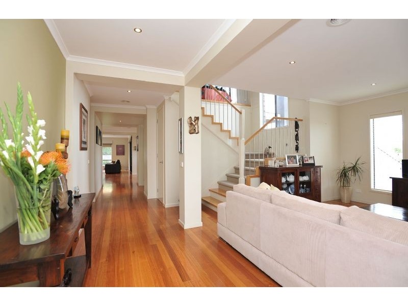 24 Fraserburgh Crescent, Greenvale VIC 3059