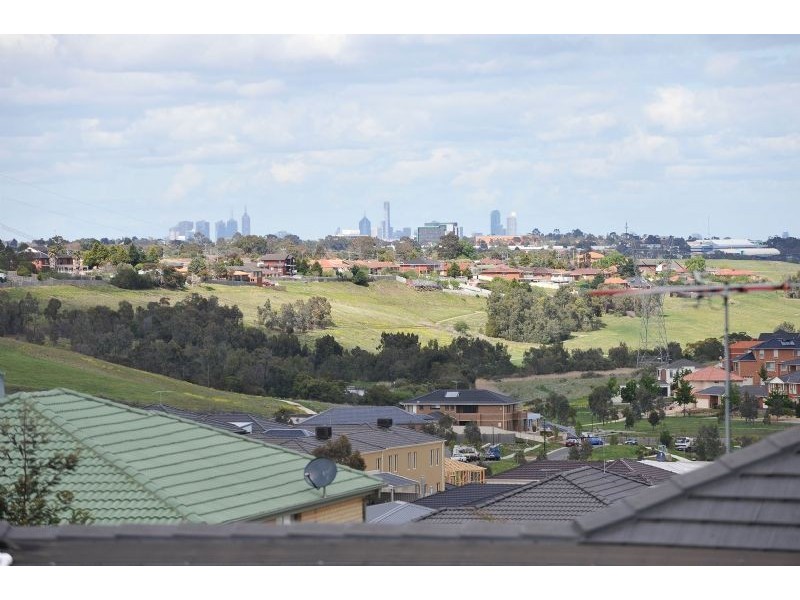 24 Fraserburgh Crescent, Greenvale VIC 3059