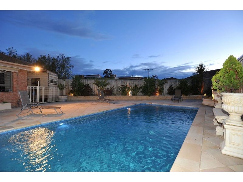 18 Gretna Close, Westmeadows VIC 3049