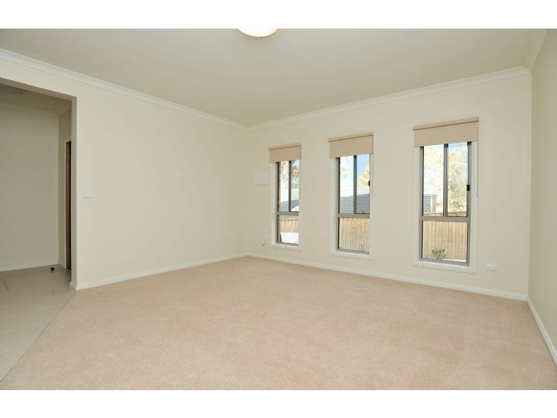 2/29 Coopers Hill Drive, Westmeadows VIC 3049