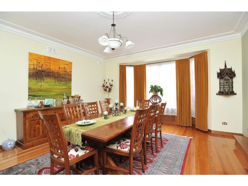 6 Chester Close, Greenvale VIC 3059