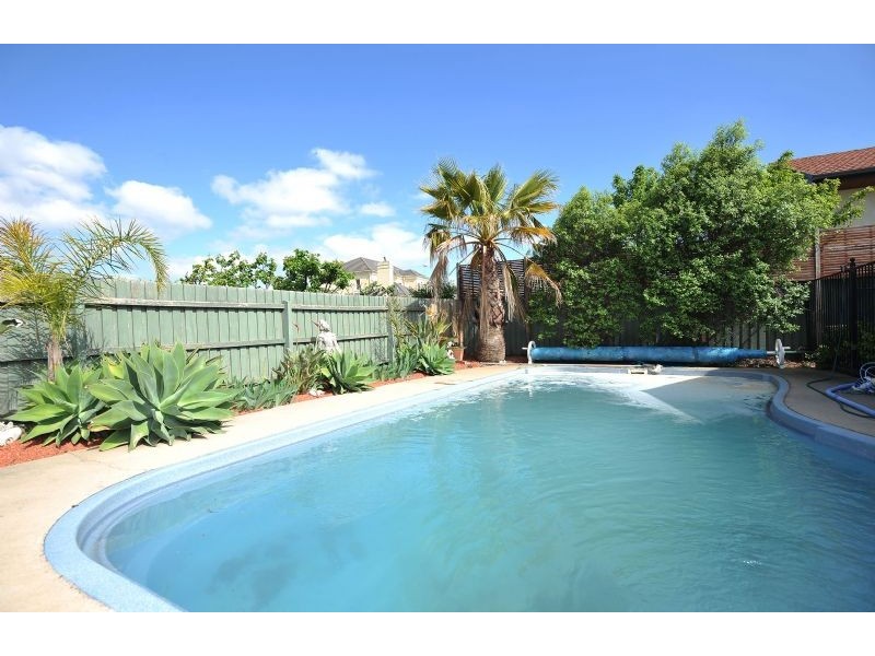 1 Newcastle Court, Greenvale VIC 3059