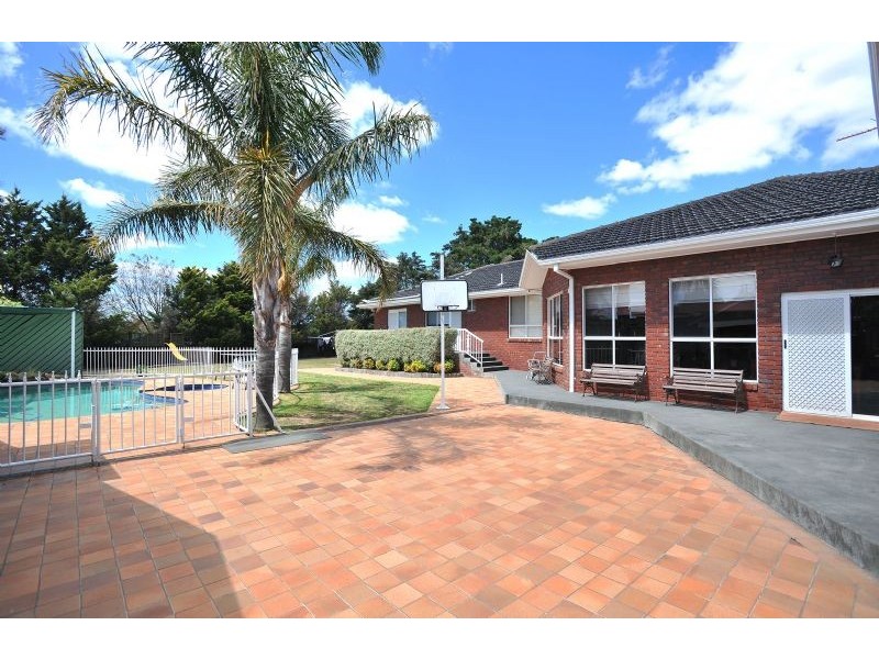 26 Glencairn Drive, Greenvale VIC 3059