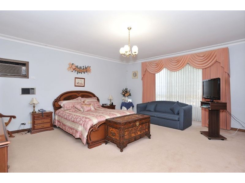 26 Glencairn Drive, Greenvale VIC 3059