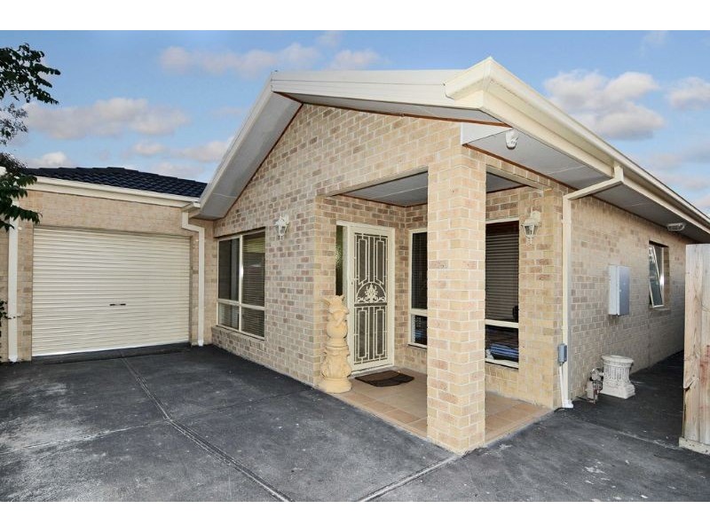 2/60 Toora Drive, Westmeadows VIC 3049