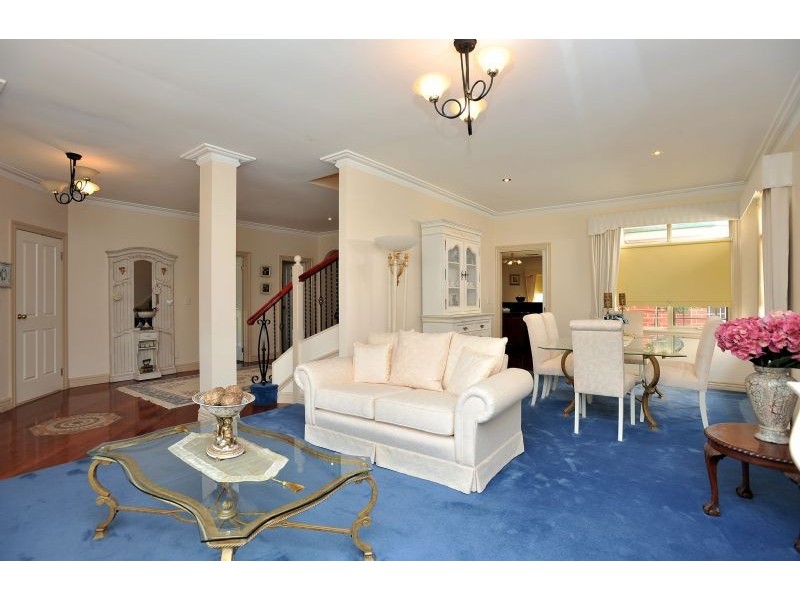 5 Brechin Court, Greenvale VIC 3059