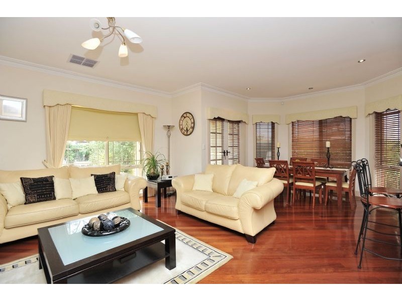 5 Brechin Court, Greenvale VIC 3059