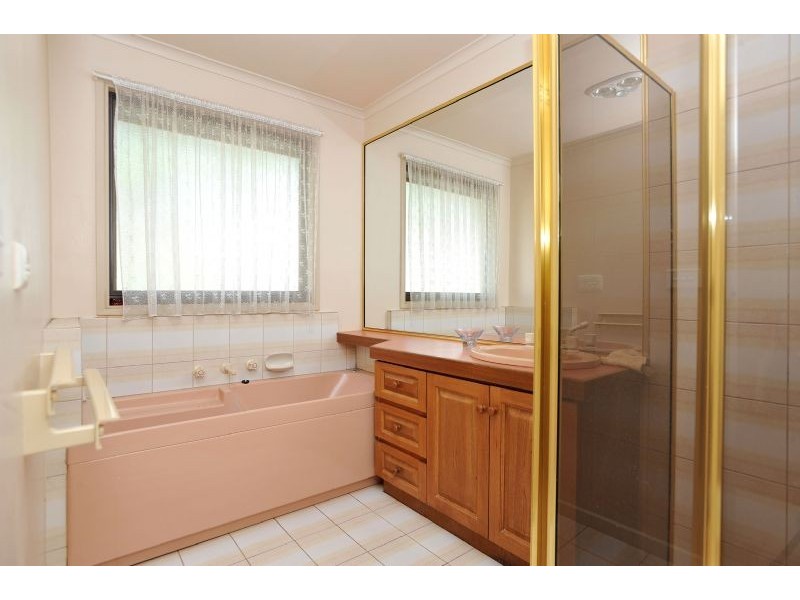 5 Gainford Court, Greenvale VIC 3059