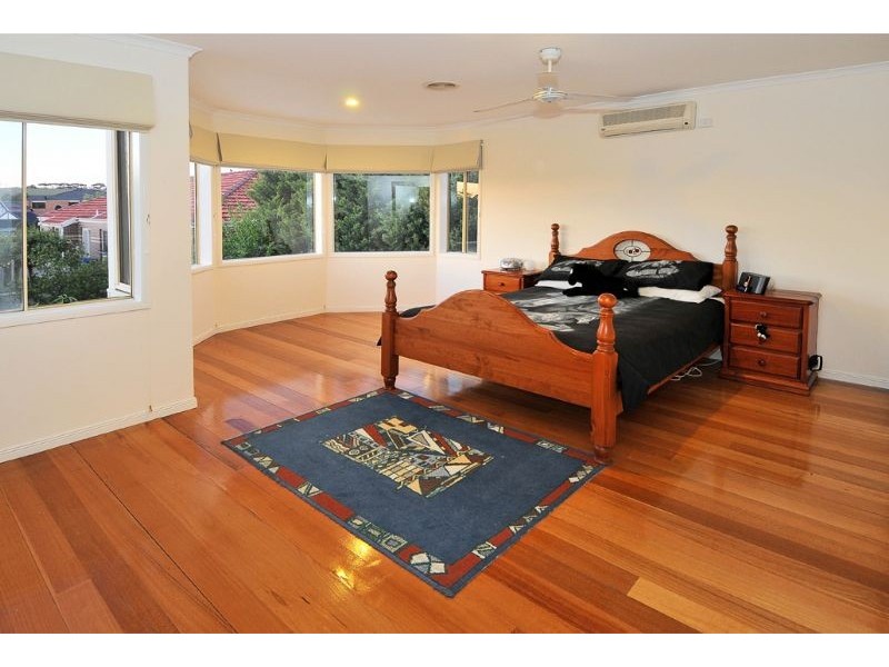 55 Alanbrae Terrace, Attwood VIC 3049