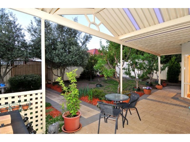 55 Alanbrae Terrace, Attwood VIC 3049