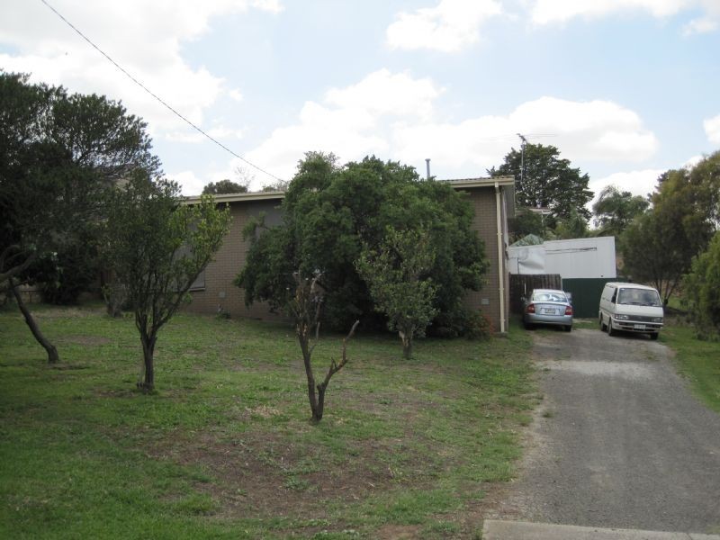 16 Riddell Street, Westmeadows VIC 3049