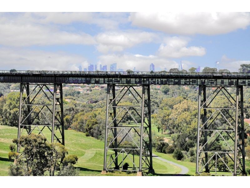 10/2 Lanark Way, Gowanbrae VIC 3043