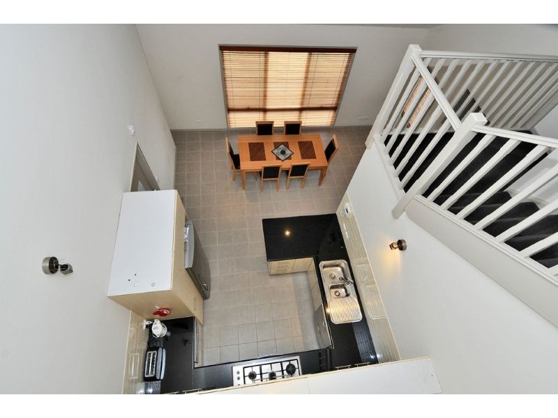 10/2 Lanark Way, Gowanbrae VIC 3043