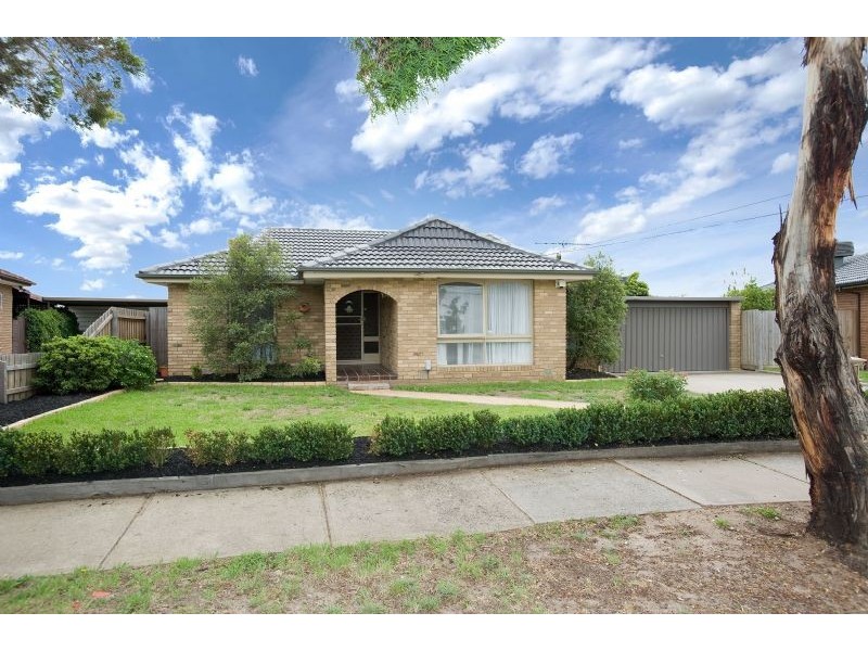 23 Grantley Drive, Gladstone Park VIC 3043