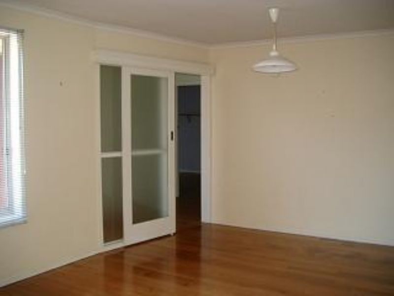 7 Fiona Court, Gladstone Park VIC 3043