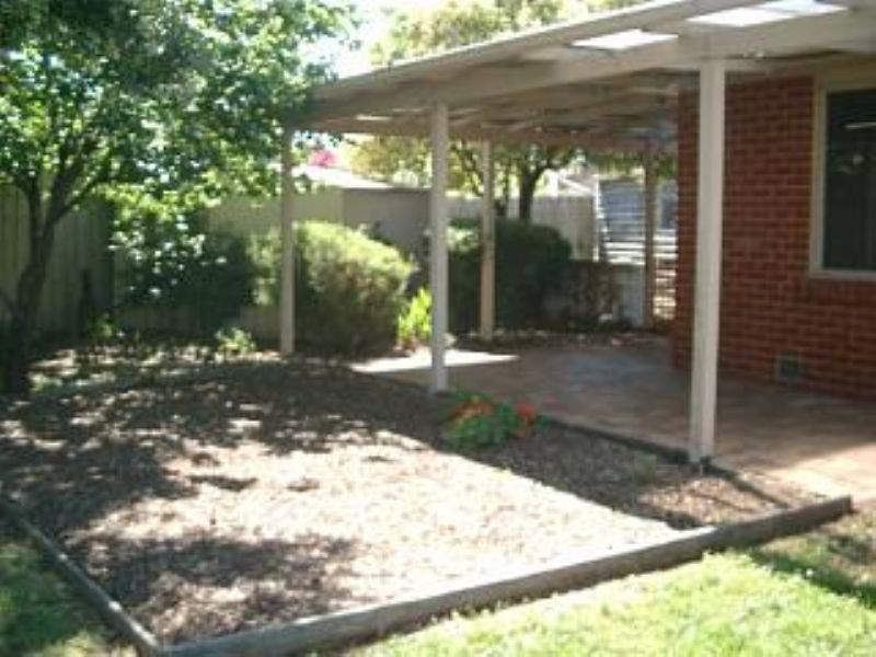 7 Fiona Court, Gladstone Park VIC 3043