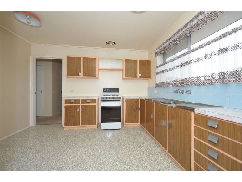 10 Payne Street, Gladstone Park VIC 3043