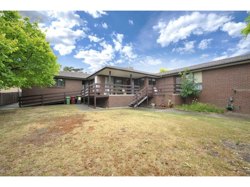 6 Avion Place, Westmeadows VIC 3049