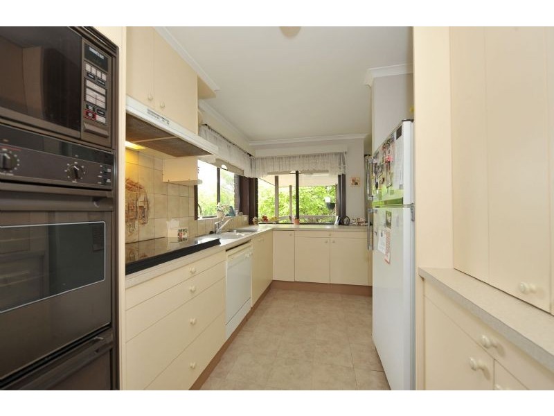 6 Avion Place, Westmeadows VIC 3049