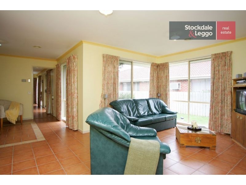 18 Hornsby Avenue, Westmeadows VIC 3049