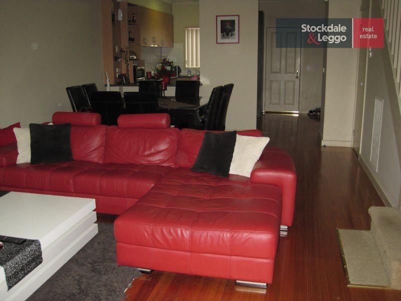 27/24 The Ridge, Roxburgh Park VIC 3064