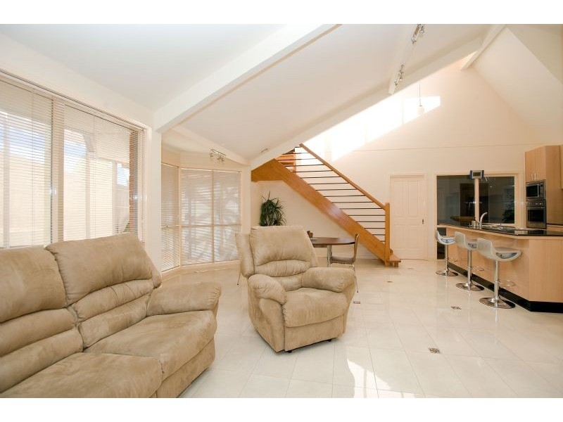 111 Kirkham Drive, Greenvale VIC 3059