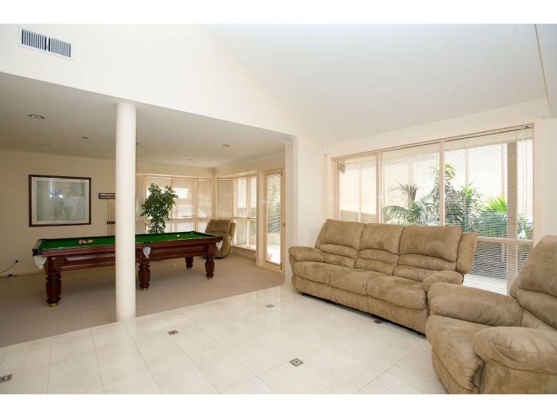 111 Kirkham Drive, Greenvale VIC 3059