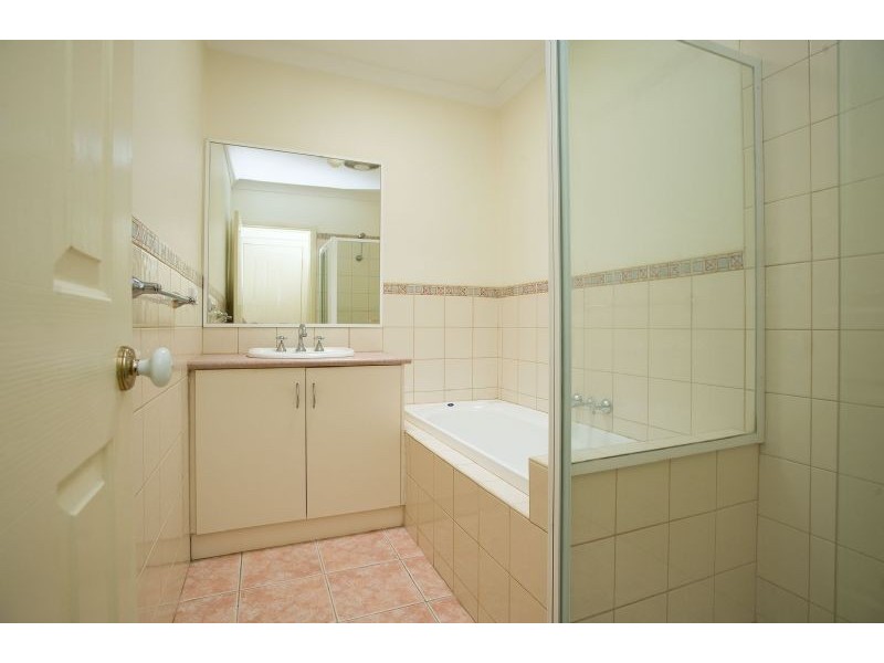4/70 Broadmeadows Road, Tullamarine VIC 3043