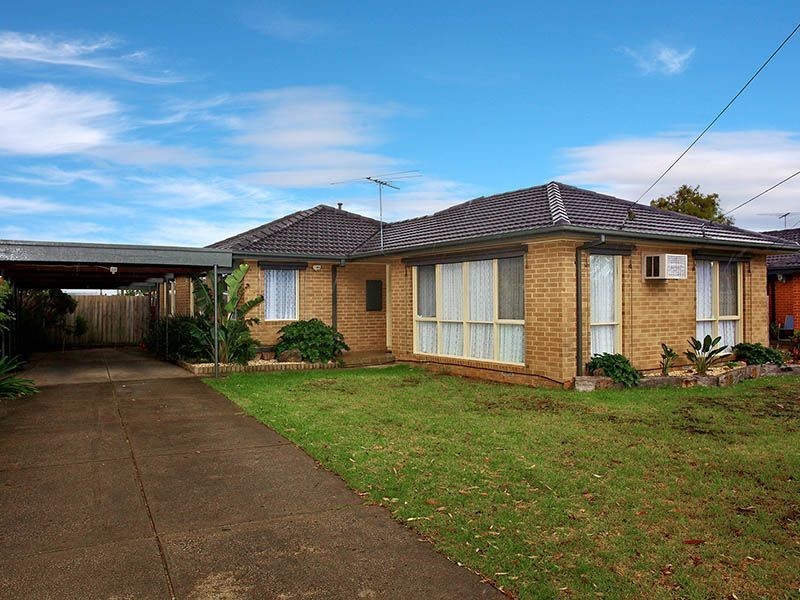 38 Linacre Crescent, Gladstone Park VIC 3043