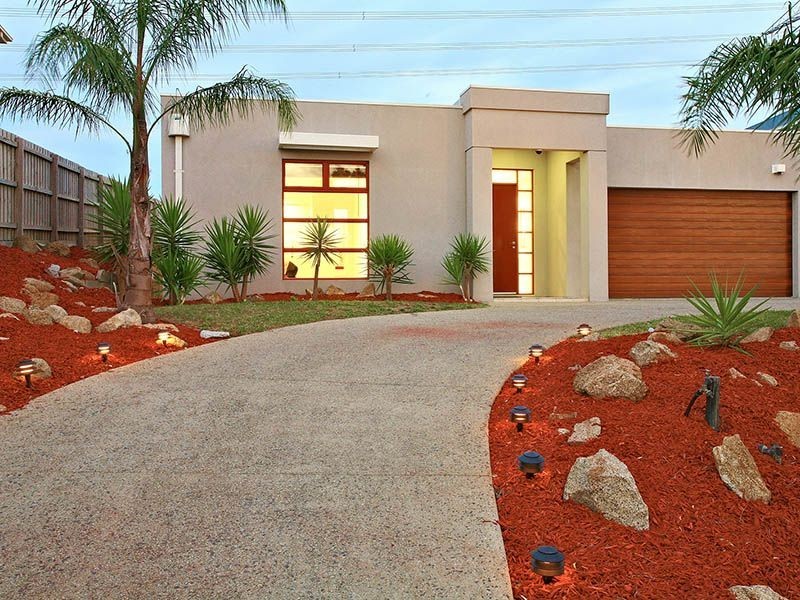 8 Annadale Mews, Greenvale VIC 3059