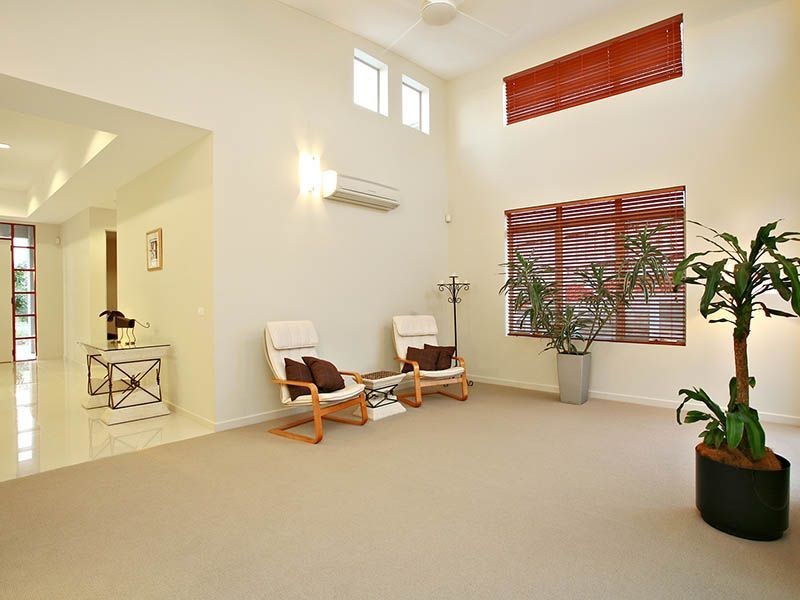 8 Annadale Mews, Greenvale VIC 3059