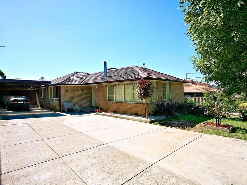 43 North Circular Road, Gladstone Park VIC 3043