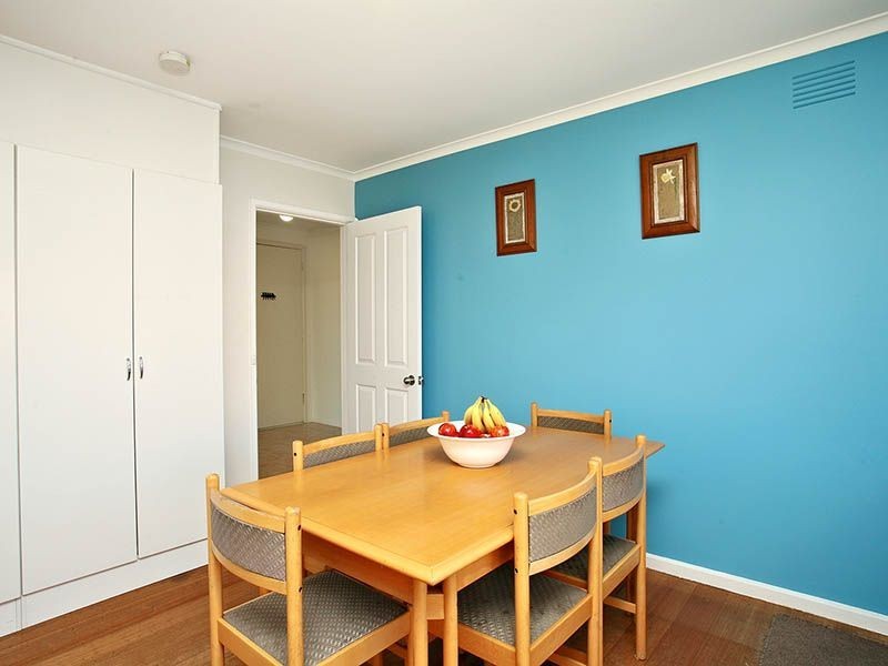 43 North Circular Road, Gladstone Park VIC 3043
