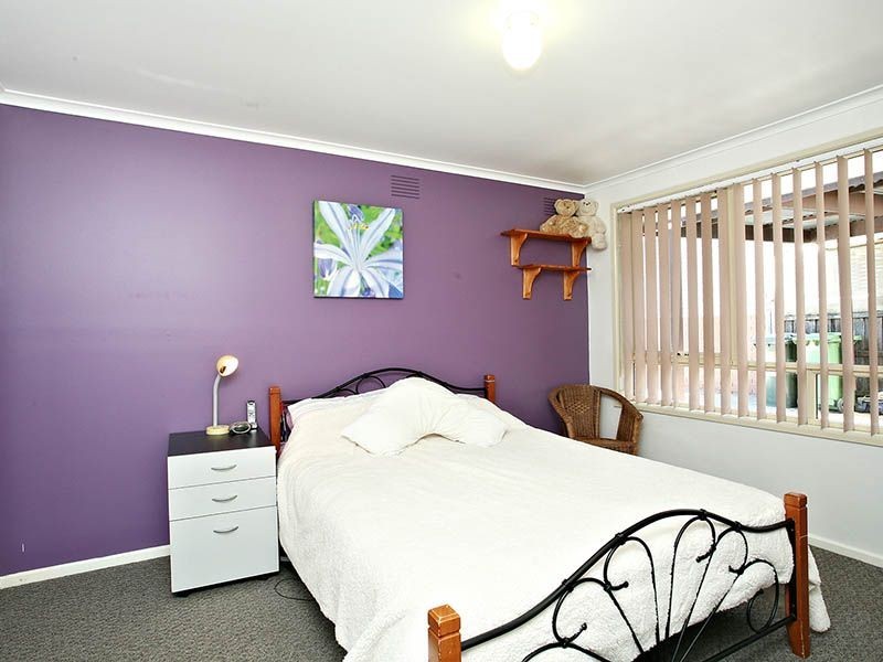 43 North Circular Road, Gladstone Park VIC 3043