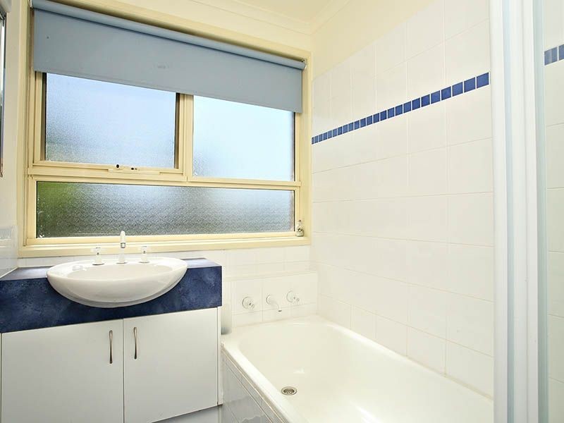 43 North Circular Road, Gladstone Park VIC 3043