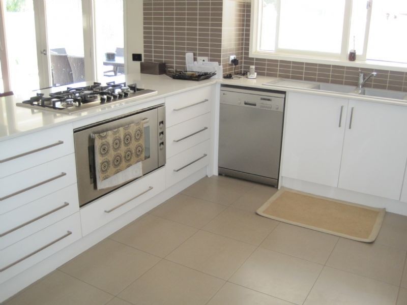 63 Lenoak Street, Gladstone Park VIC 3043