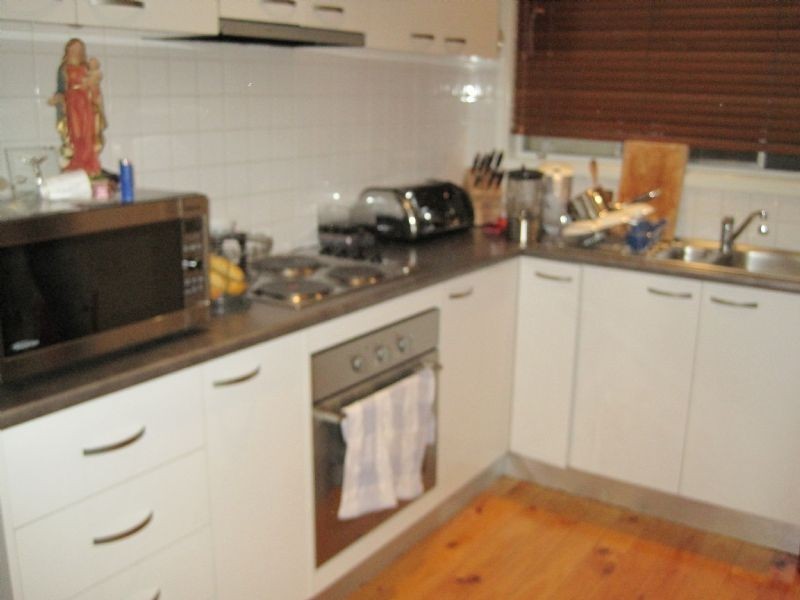 4/27 Broadmeadows Road, Tullamarine VIC 3043