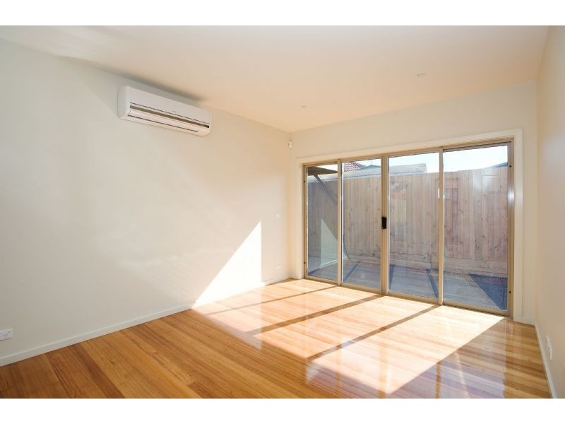 95A Carrick Drive, Gladstone Park VIC 3043