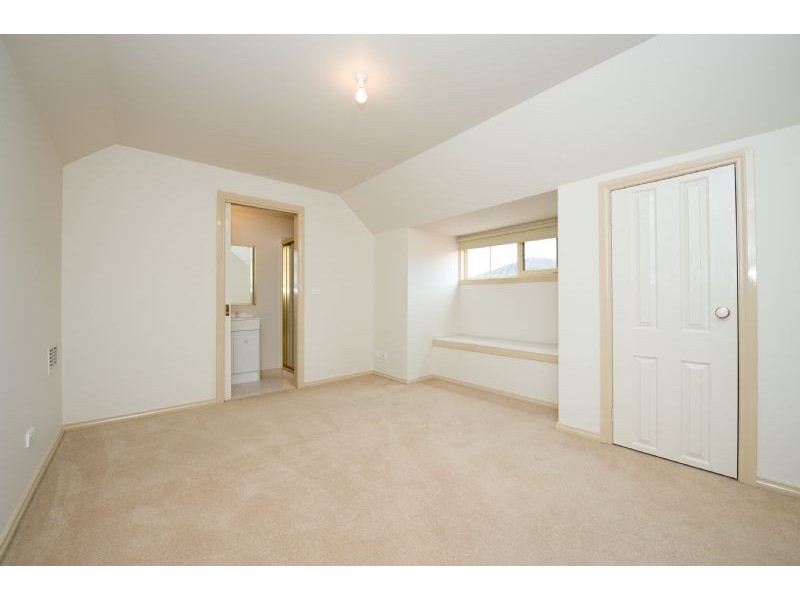 3/10 Banksia Grove, Tullamarine VIC 3043