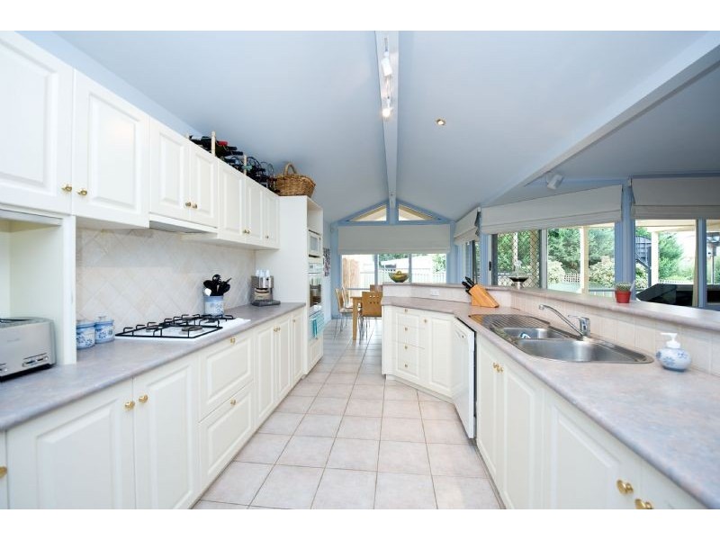 3 Blacksmith Drive, Attwood VIC 3049