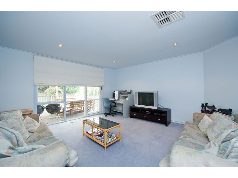 3 Blacksmith Drive, Attwood VIC 3049