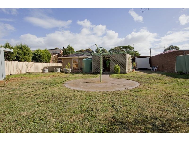 28 Shadforth Street, Westmeadows VIC 3049